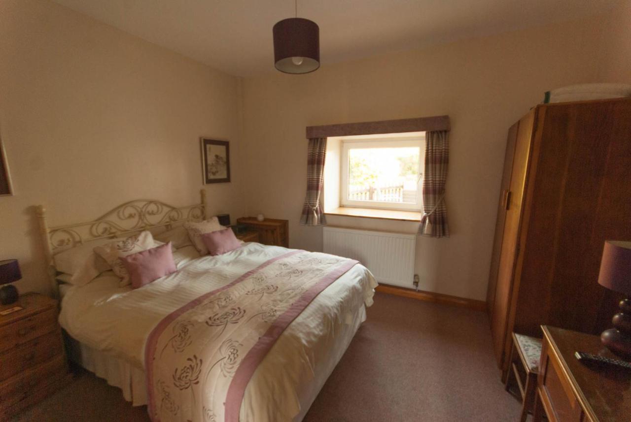 Greyfield Farm Cottages Farmborough Exterior foto