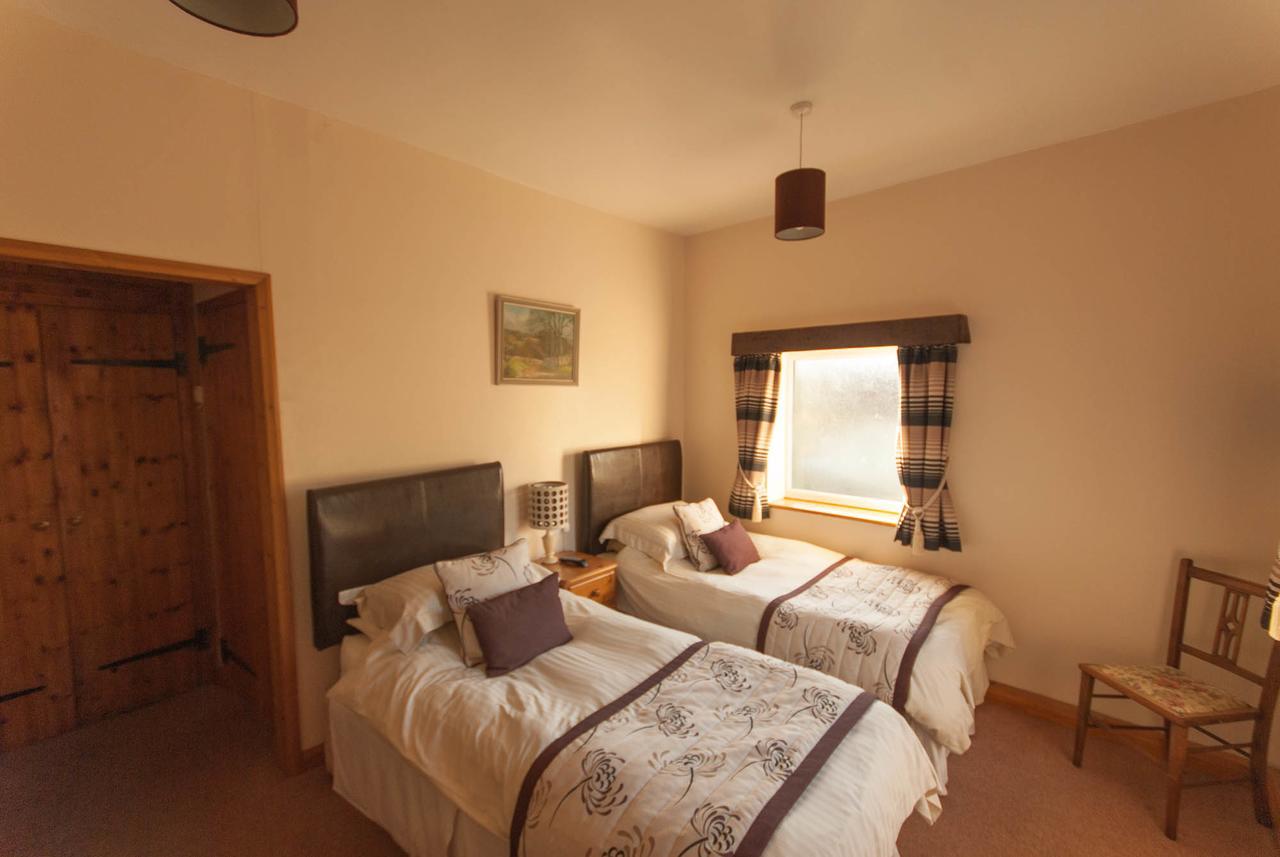 Greyfield Farm Cottages Farmborough Exterior foto